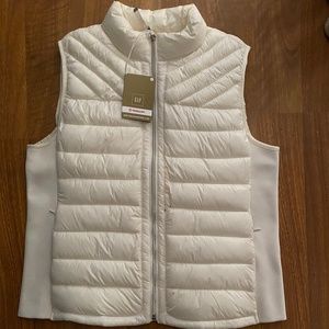 GAP Primaloft Puffer Vest